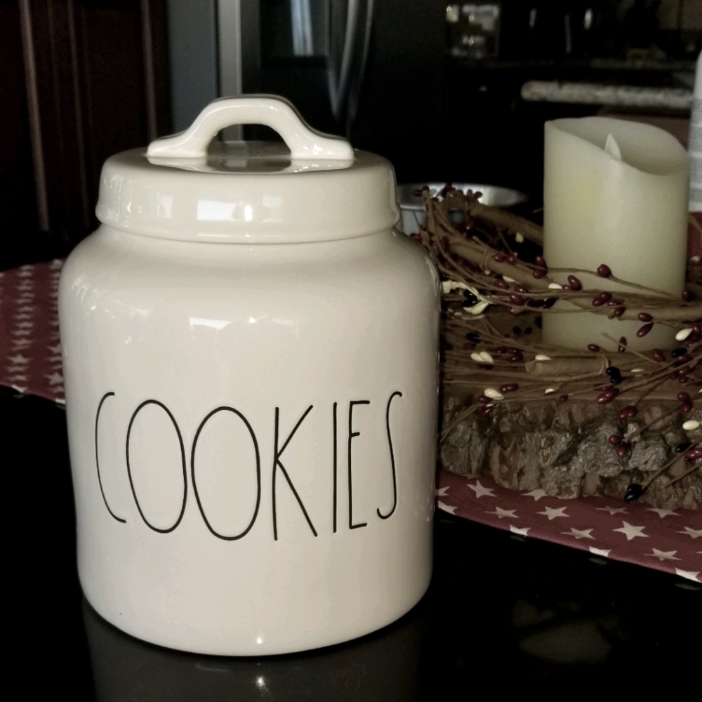 Rae Dunn Cookie Canister